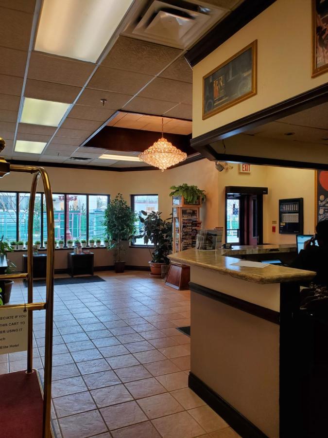 Elite Hotel -Downtown Center- "Ski & Northern Light Tour" "Hot Spring Tour "Long-Term Stay" Whitehorse Exterior foto