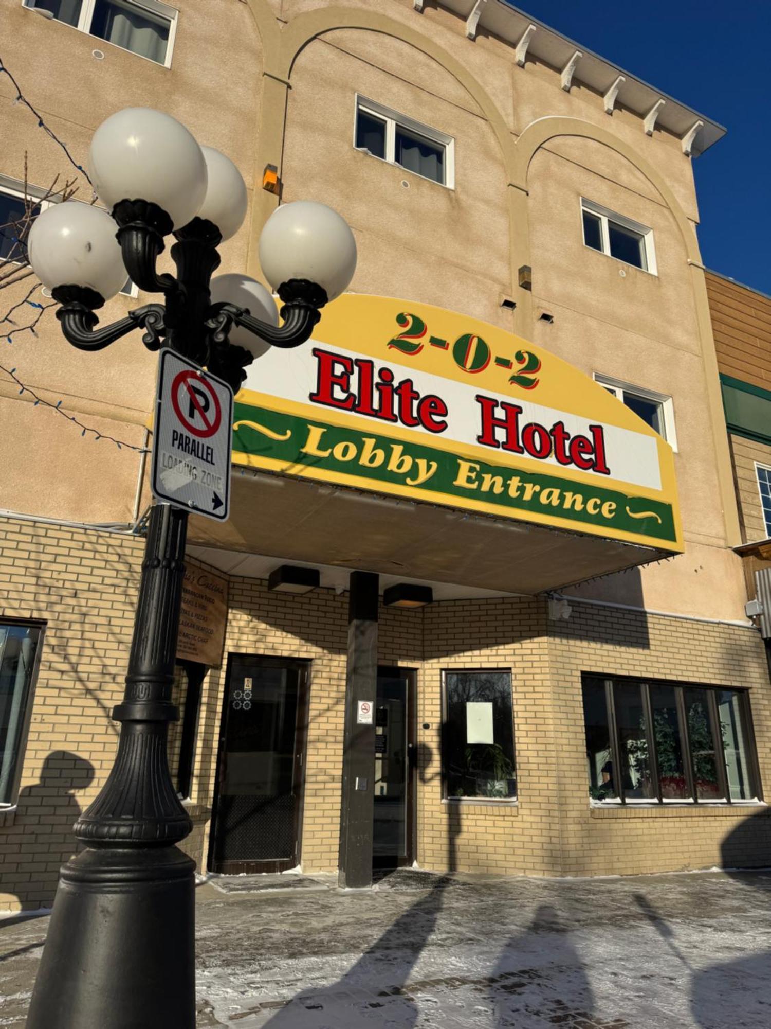 Elite Hotel -Downtown Center- "Ski & Northern Light Tour" "Hot Spring Tour "Long-Term Stay" Whitehorse Exterior foto