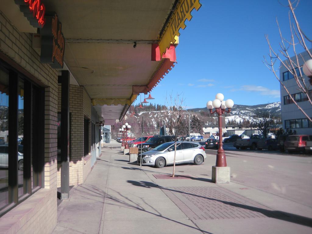 Elite Hotel -Downtown Center- "Ski & Northern Light Tour" "Hot Spring Tour "Long-Term Stay" Whitehorse Exterior foto